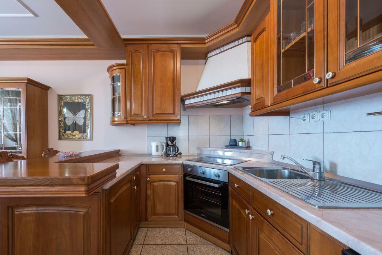 Oasis Apartment